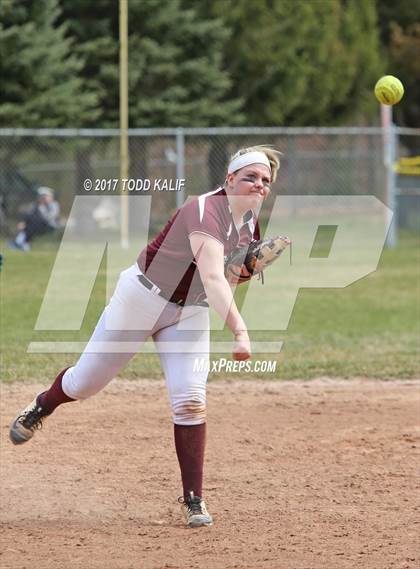 Thumbnail 3 in Putnam @ Killingly photogallery.