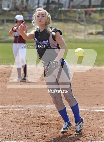 Thumbnail 3 in Putnam @ Killingly photogallery.