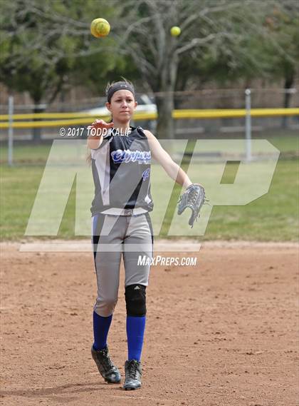 Thumbnail 3 in Putnam @ Killingly photogallery.