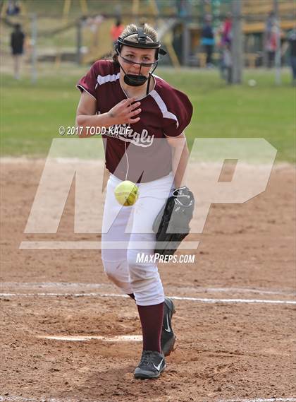 Thumbnail 3 in Putnam @ Killingly photogallery.