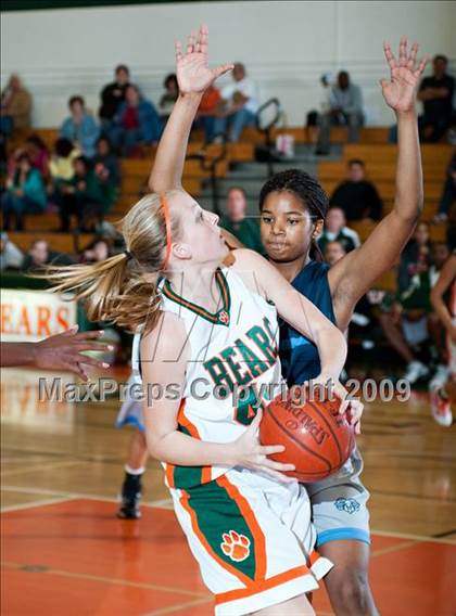 Thumbnail 3 in Ramona @ Poly (Lady Bears Holiday Classic) photogallery.