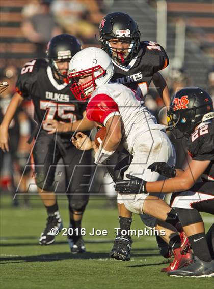 Thumbnail 3 in JV: Red Hook @ Marlboro Central photogallery.