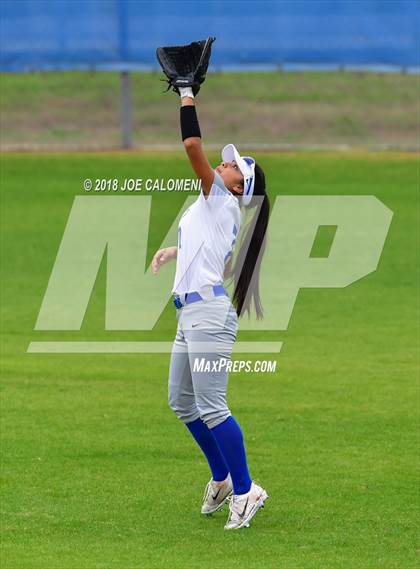 Thumbnail 2 in Cigarroa vs Edison [Thomas A.] (SAISD Softball Tournament) photogallery.