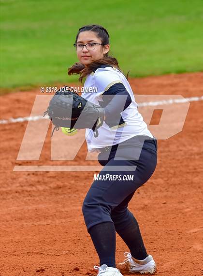 Thumbnail 2 in Cigarroa vs Edison [Thomas A.] (SAISD Softball Tournament) photogallery.