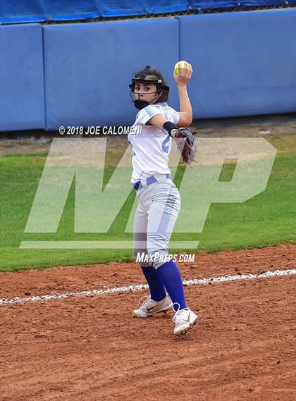 Thumbnail 2 in Cigarroa vs Edison [Thomas A.] (SAISD Softball Tournament) photogallery.