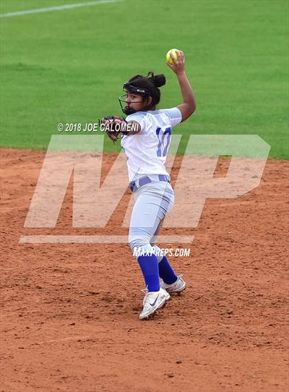 Thumbnail 1 in Cigarroa vs Edison [Thomas A.] (SAISD Softball Tournament) photogallery.