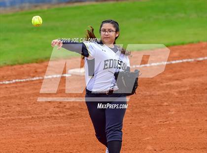 Thumbnail 2 in Cigarroa vs Edison [Thomas A.] (SAISD Softball Tournament) photogallery.