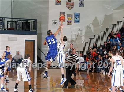 Thumbnail 3 in Auburn @ Riverton photogallery.