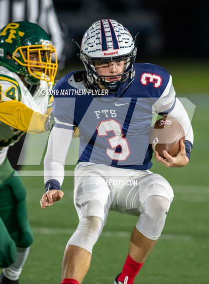 Thumbnail 3 in Terry Sanford vs. Pine Forest photogallery.