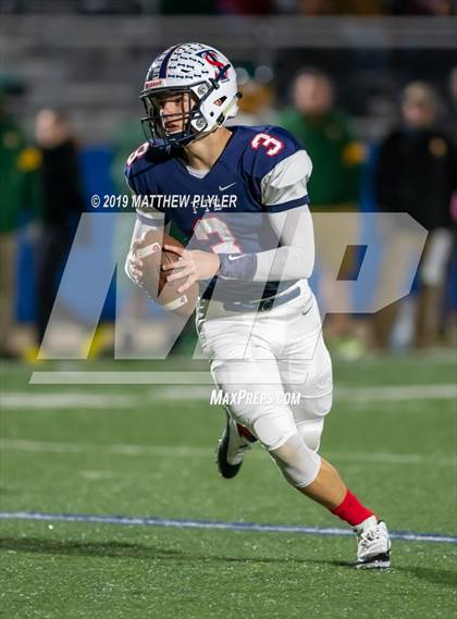 Thumbnail 2 in Terry Sanford vs. Pine Forest photogallery.
