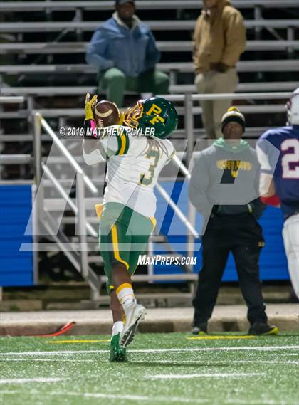 Thumbnail 2 in Terry Sanford vs. Pine Forest photogallery.