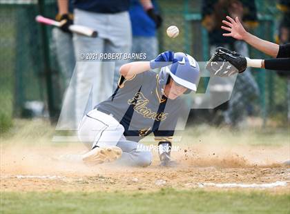 Thumbnail 2 in Moorestown Friends @ Florence Township Memorial photogallery.