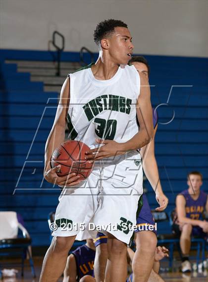 Thumbnail 3 in Ukiah vs. Rodriguez (Les Curry Invitational) photogallery.