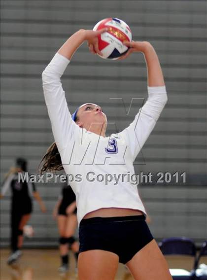 Thumbnail 3 in Coronado vs. La Costa Canyon (Durango Fall Classic) photogallery.