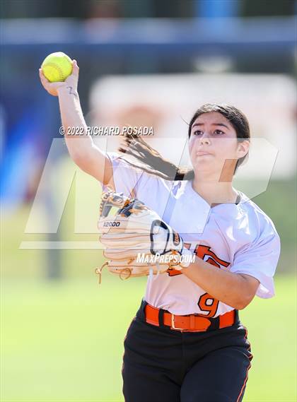 Thumbnail 2 in Wasco vs. Monache (CIF CS Division III Championship) photogallery.