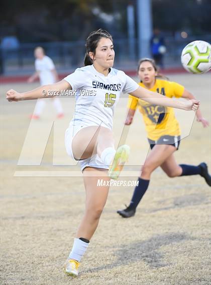 Thumbnail 2 in Yuma Catholic @ Bourgade Catholic photogallery.