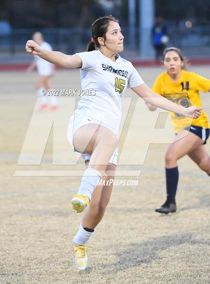 Thumbnail 1 in Yuma Catholic @ Bourgade Catholic photogallery.