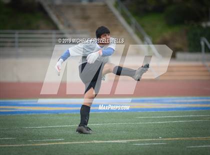Thumbnail 3 in Madison vs. Steele Canyon (Grossmont Holiday Tournament) photogallery.