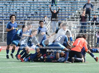Thumbnail 3 in Madison vs. Steele Canyon (Grossmont Holiday Tournament) photogallery.