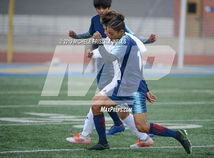 Thumbnail 3 in Madison vs. Steele Canyon (Grossmont Holiday Tournament) photogallery.