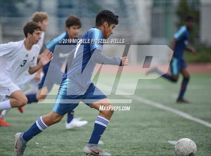 Thumbnail 2 in Madison vs. Steele Canyon (Grossmont Holiday Tournament) photogallery.