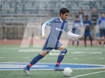 Thumbnail 3 in Madison vs. Steele Canyon (Grossmont Holiday Tournament) photogallery.