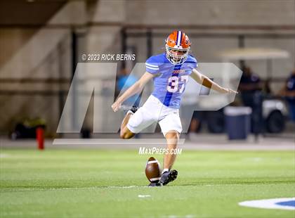 Thumbnail 3 in Conroe vs Grand Oaks photogallery.