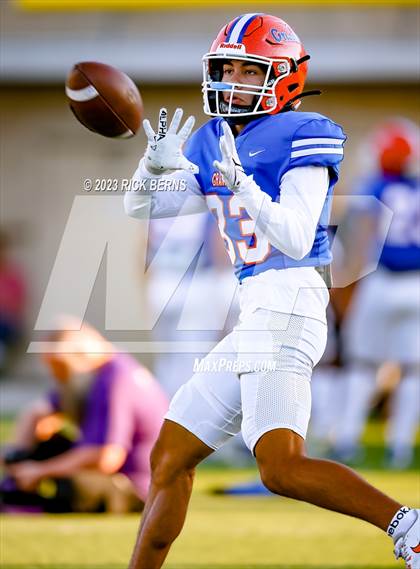 Thumbnail 2 in Conroe vs Grand Oaks photogallery.