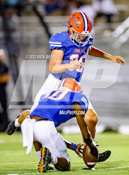 Thumbnail 2 in Conroe vs Grand Oaks photogallery.