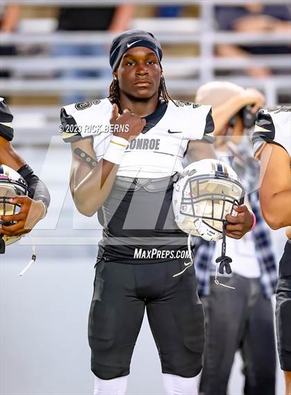 Thumbnail 2 in Conroe vs Grand Oaks photogallery.