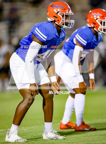 Thumbnail 3 in Conroe vs Grand Oaks photogallery.