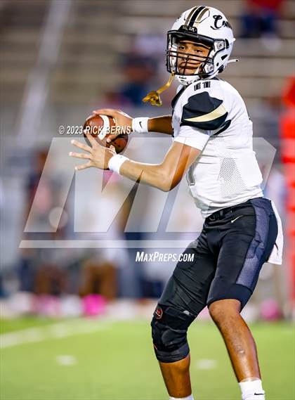 Thumbnail 3 in Conroe vs Grand Oaks photogallery.