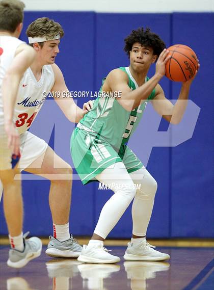 Thumbnail 1 in Azle vs Grapevine photogallery.