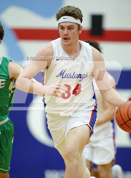 Thumbnail 3 in Azle vs Grapevine photogallery.