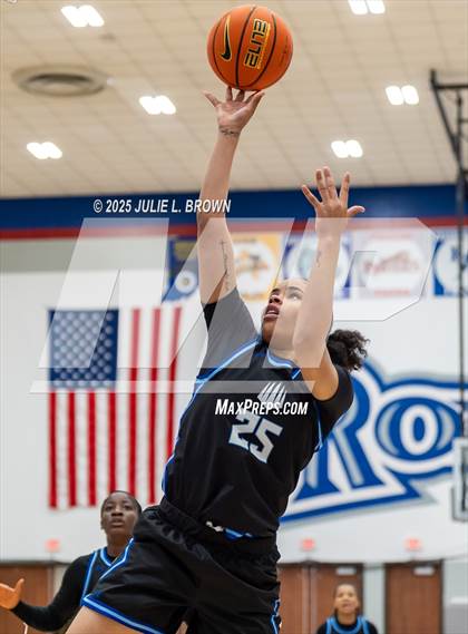 Thumbnail 3 in IMG Academy vs Westtown (Chipotle Nationals Semifinal) photogallery.