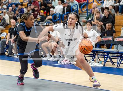 Thumbnail 3 in IMG Academy vs Westtown (Chipotle Nationals Semifinal) photogallery.