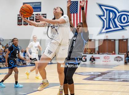 Thumbnail 2 in IMG Academy vs Westtown (Chipotle Nationals Semifinal) photogallery.