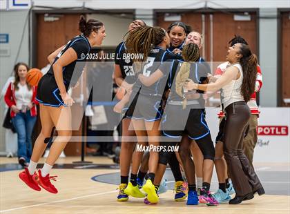 Thumbnail 1 in IMG Academy vs Westtown (Chipotle Nationals Semifinal) photogallery.