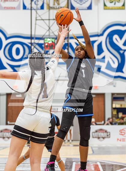 Thumbnail 3 in IMG Academy vs Westtown (Chipotle Nationals Semifinal) photogallery.