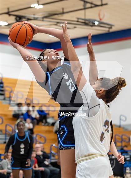 Thumbnail 3 in IMG Academy vs Westtown (Chipotle Nationals Semifinal) photogallery.