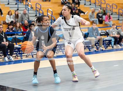 Thumbnail 1 in IMG Academy vs Westtown (Chipotle Nationals Semifinal) photogallery.