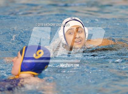 Thumbnail 1 in Lake Forest vs Maine East (Windy City Classic - 3rd Place Match) photogallery.