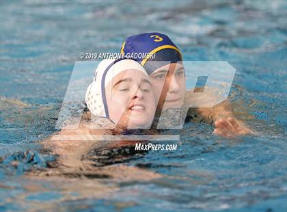 Thumbnail 2 in Lake Forest vs Maine East (Windy City Classic - 3rd Place Match) photogallery.