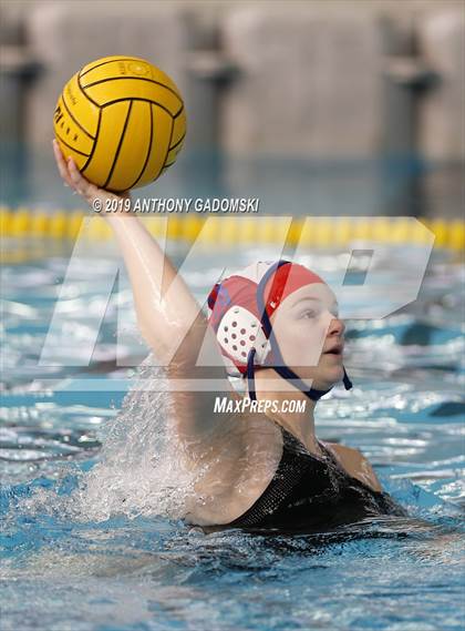 Thumbnail 3 in Lake Forest vs Maine East (Windy City Classic - 3rd Place Match) photogallery.