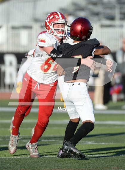 Thumbnail 3 in Orange Lutheran @ JSerra Catholic photogallery.