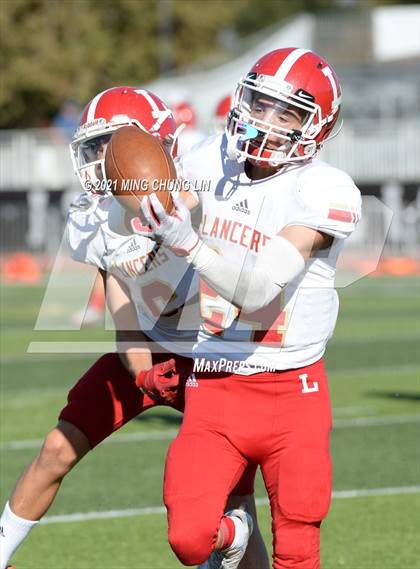 Thumbnail 1 in Orange Lutheran @ JSerra Catholic photogallery.