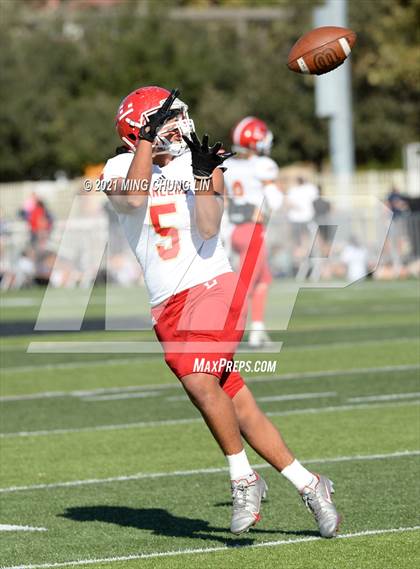 Thumbnail 1 in Orange Lutheran @ JSerra Catholic photogallery.