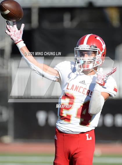 Thumbnail 2 in Orange Lutheran @ JSerra Catholic photogallery.