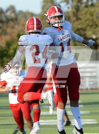 Thumbnail 2 in Orange Lutheran @ JSerra Catholic photogallery.