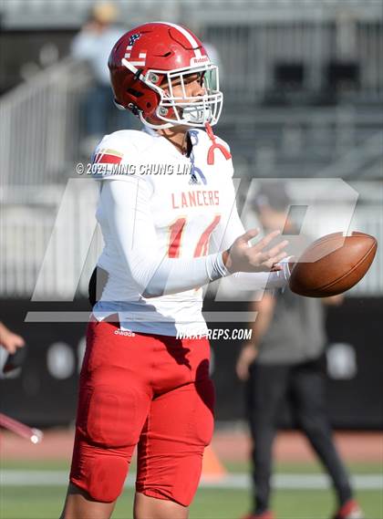 Thumbnail 1 in Orange Lutheran @ JSerra Catholic photogallery.